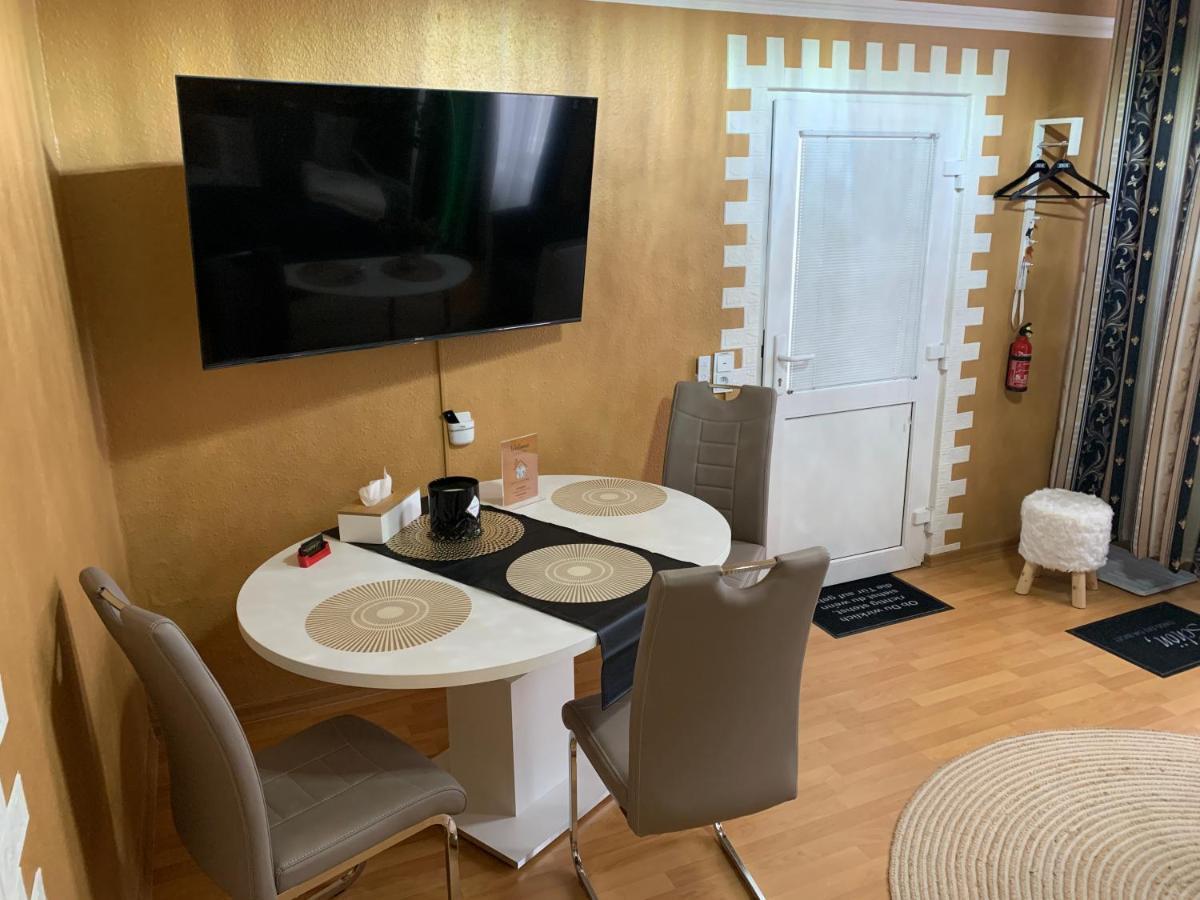 Best-Preis Fewo Rathausblick 2 - Zentrale Lage In Wittenberge - 2 Personen - Einzelzimmer - Vollausstattung - Wlan / Prime & Self-Check-In Экстерьер фото