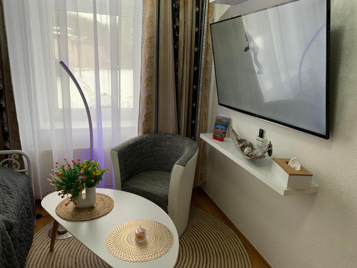 Best-Preis Fewo Rathausblick 2 - Zentrale Lage In Wittenberge - 2 Personen - Einzelzimmer - Vollausstattung - Wlan / Prime & Self-Check-In Экстерьер фото
